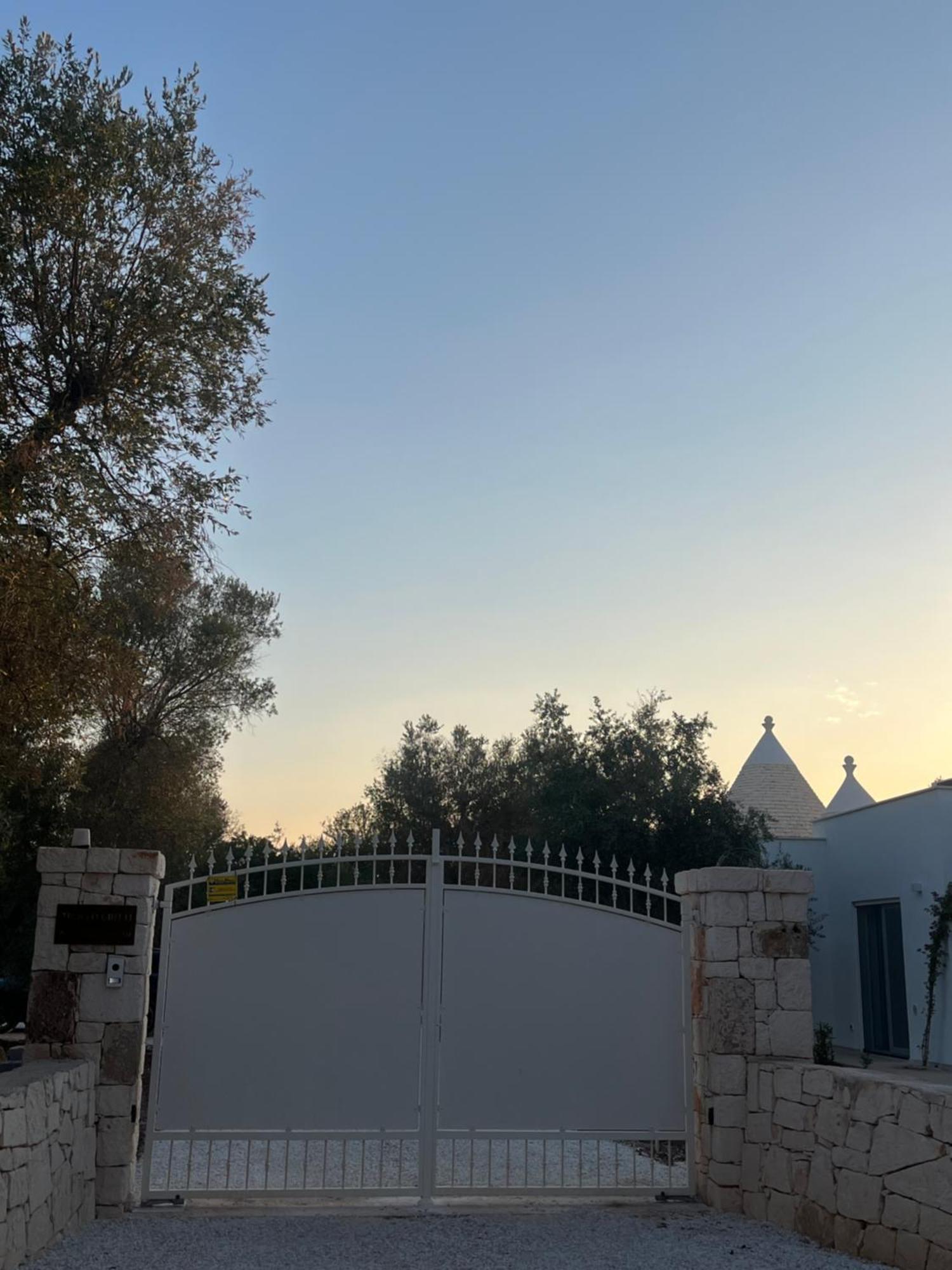 Trullo Gritti All'Antico Uliveto San Michele Salentino Ngoại thất bức ảnh